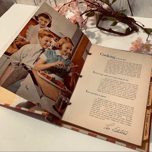 Vintage Better Home and Harden Jr. Cookbook 1st Ed - Picture 8 of 10
